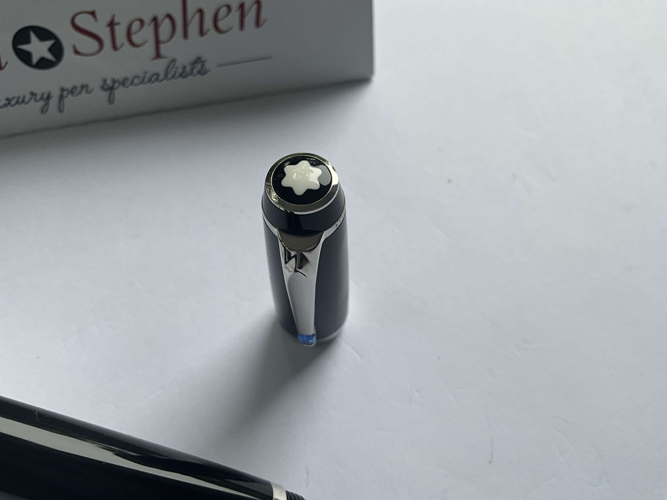 Montblanc Boheme Bleu Platinum Mid Size Fountain Pen - Image 3